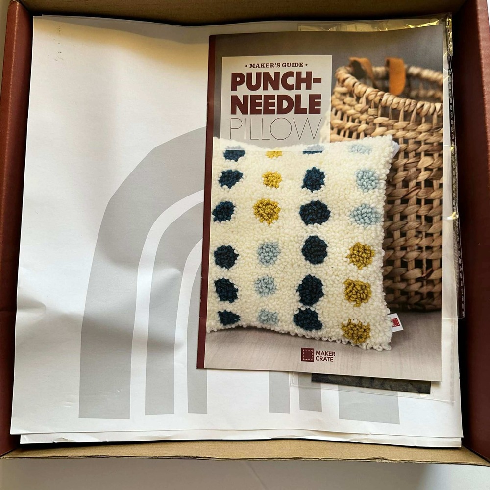 KiwiCo Maker Crate Punch-Needle Pillow DIY Textile Art Craft Kit Ages 14+ NEW